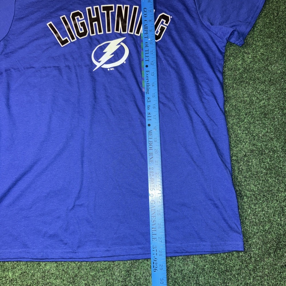 Men's NHL Tampa Bay Lightning Blue T Shirt Size Large S1S2 - Picture 5 of 6